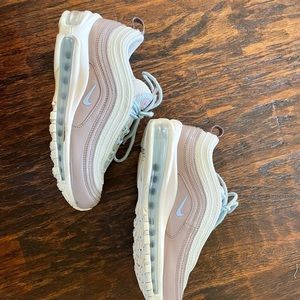 Nike air max 270 price negotiable good condition